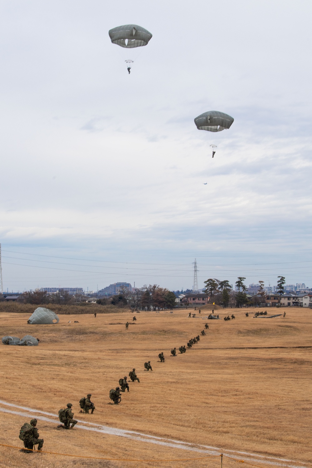 US, JGSDF, international partners demonstrate integrated combat capabilities during New Year’s Jump