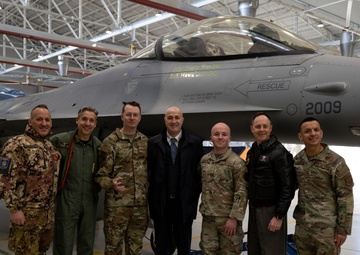 Prefect of Pordenone visits Aviano