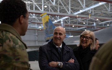 Prefect of Pordenone visits Aviano