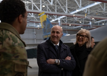 Prefect of Pordenone visits Aviano