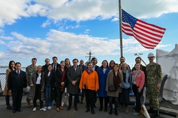 Defensa y Yo Professors visit Naval Station Rota, Spain
