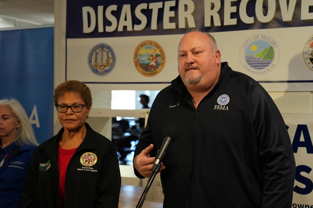 FEMA Opens Disaster Recovery Center in Los Angeles