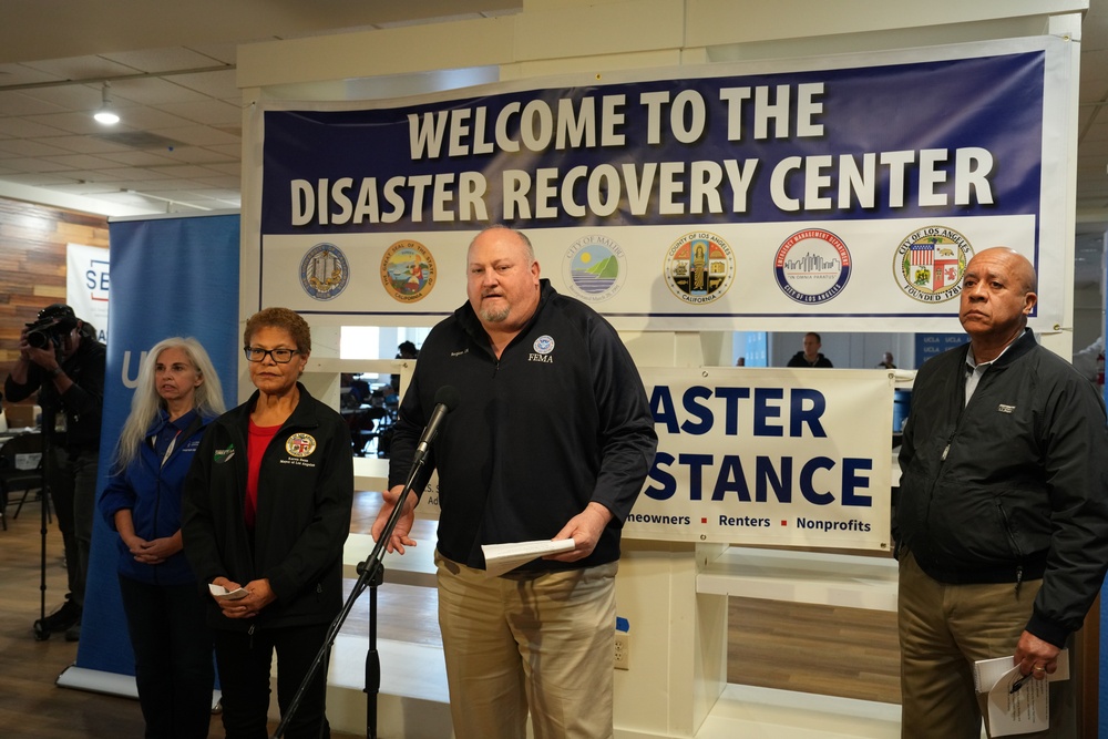 FEMA Opens Disaster Recovery Center in Los Angeles