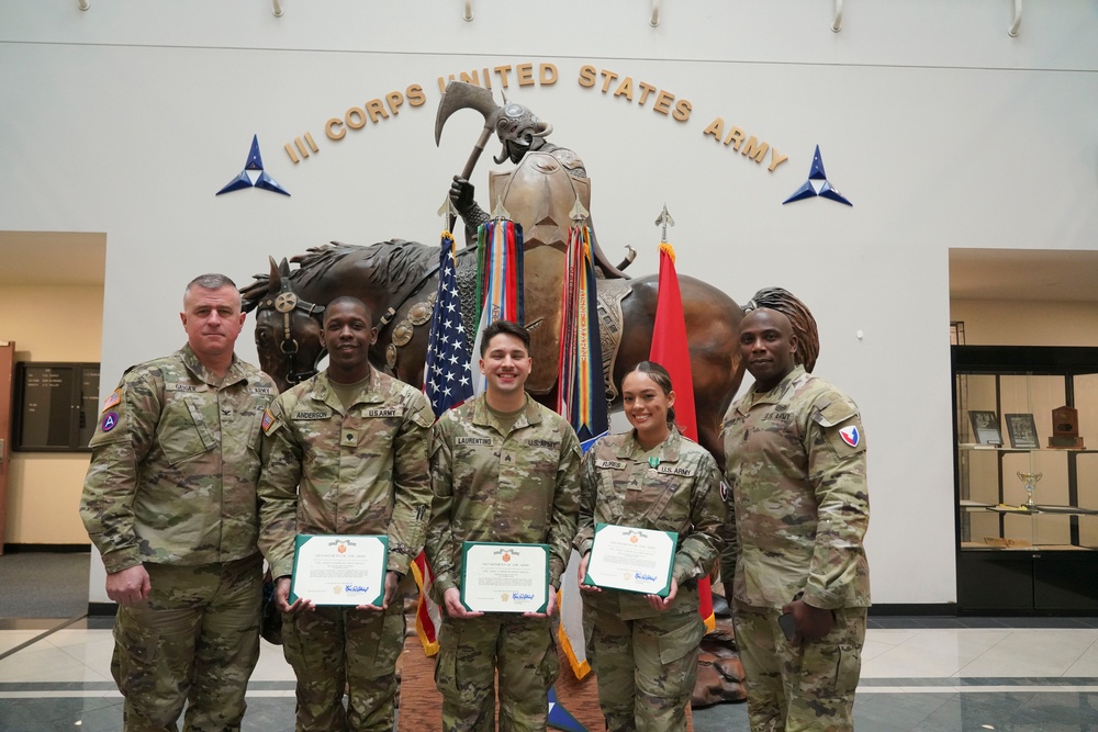 Mobilization Support Brigade Soldiers Receive III Armored Corps Awards