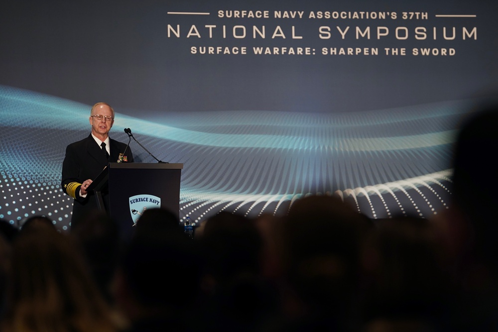 Adm. Caudle Speaks at Surface Navy Association's 37th National Symposium