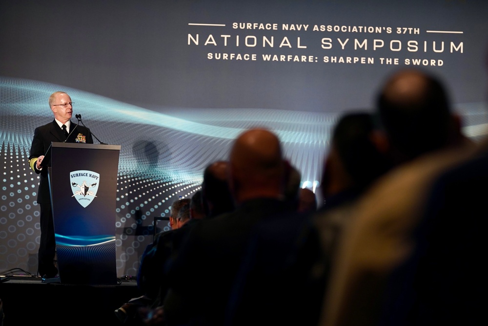 Adm. Caudle Speaks at Surface Navy Association's 37th National Symposium