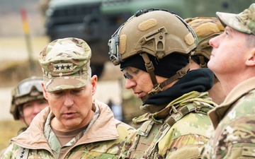 U.S. Army Deputy Chief of Staff Ryan visits 10th Mountain Division during new technology rollout