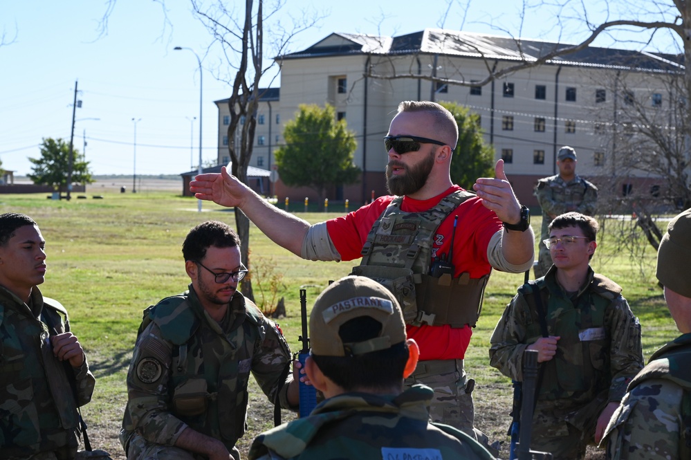 362d BRACER FORGE exercise