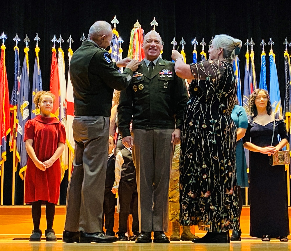 Commanding general of Army Recruiting receives third star