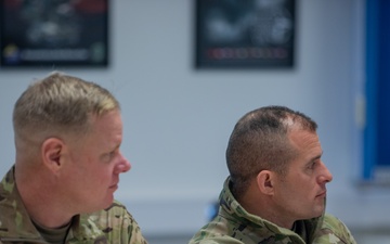 10th Mountain Division commanders conduct command team discussion during Combined Resolve