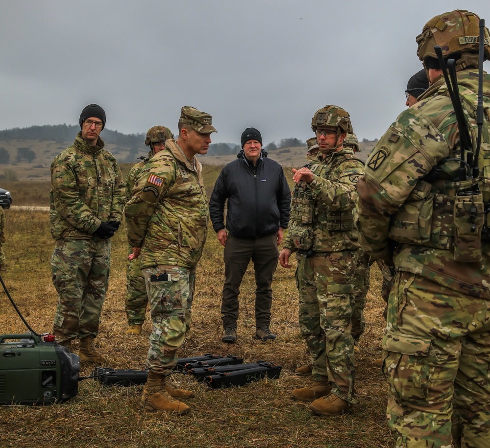 Lt. Gen Joseph Ryan visits 10th Mountain Division Soldiers for demonstrations during exercise Combined Resolve 25-1