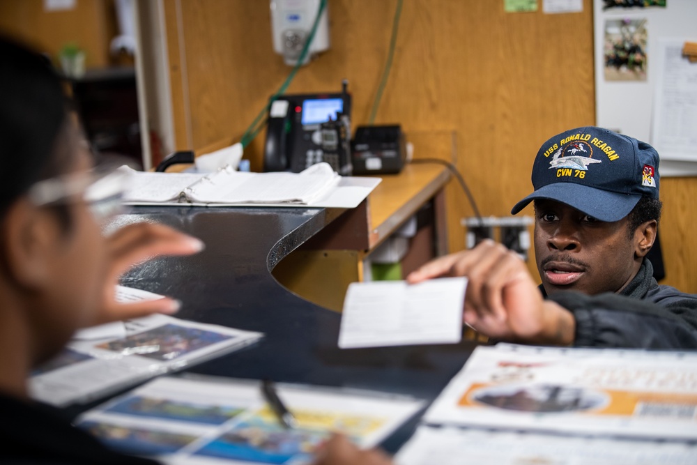 USS Ronald Reagan (CVN 76) Recognizes Religious Program Specialists