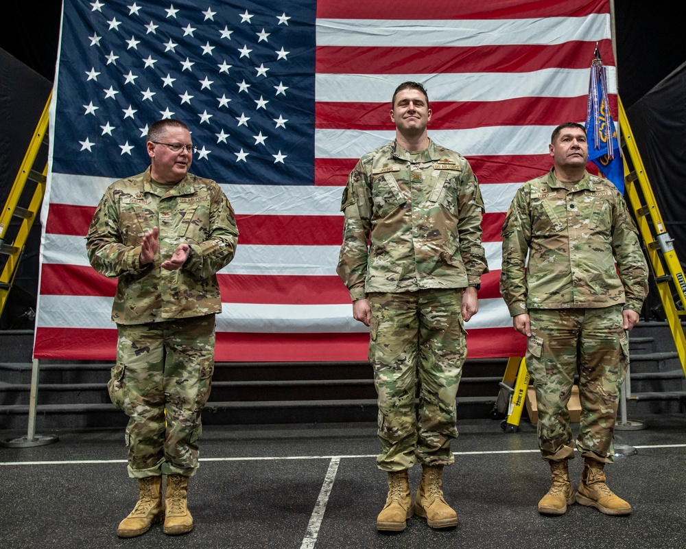 220th EIS change of command