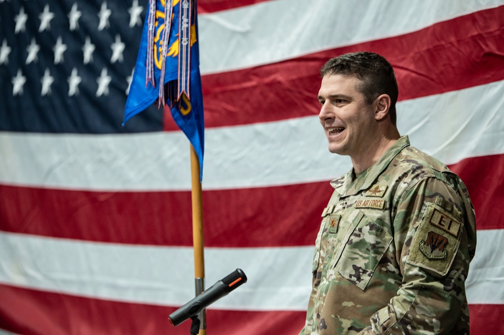 220th EIS change of command