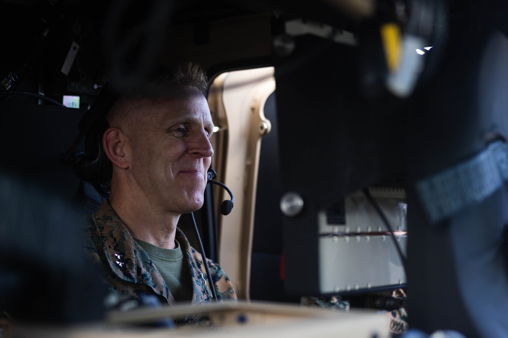 3d Marine Division Commanding General takes a look at the MADIS