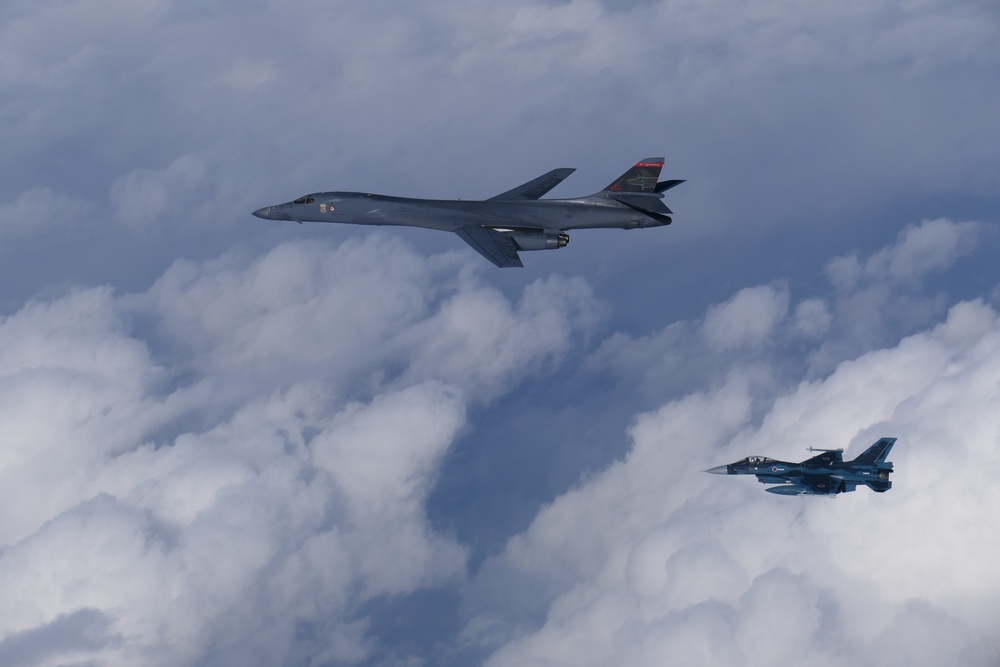 United States and Japan Conduct Bilateral Flight