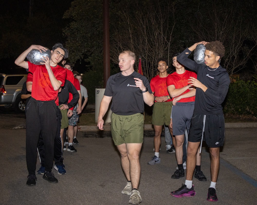 Recruiting Sub-Station Round Rock conduct physical training