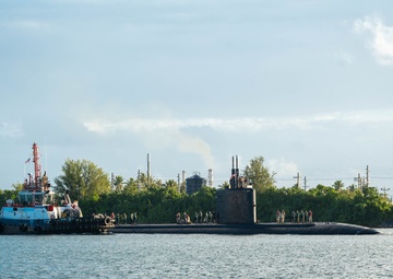 USS Columbia (SSN 771) pulls into Naval Base Guam