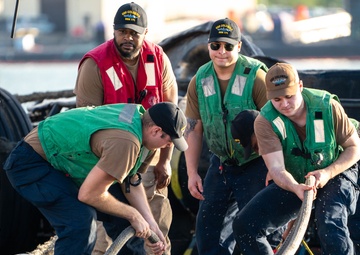 USS Columbia (SSN 771) pulls into Naval Base Guam