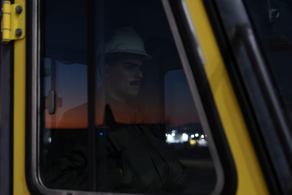 U.S. Marines with VMGR-252 prepare for a cold weather training exercise