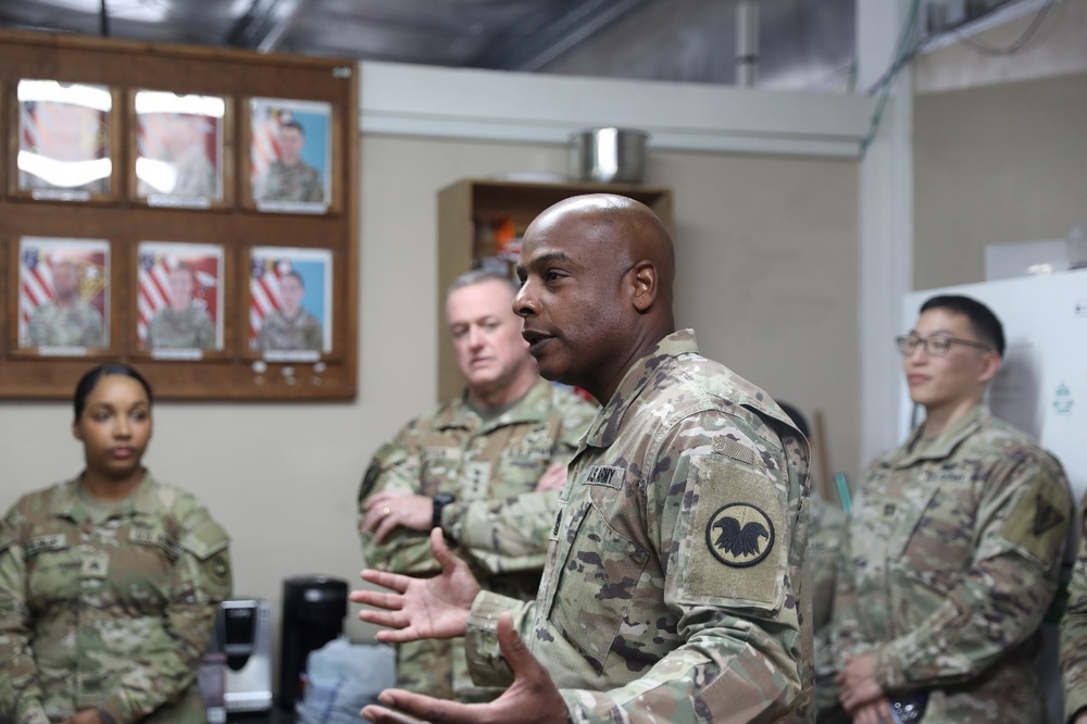 U.S. Army CSM Sgt. Maj. Betty speaks to Soldiers in U.S. Central Command AOR