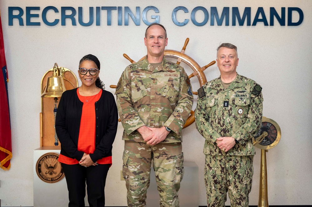 Commander, Navy Recruiting Command hosts Maj. Gen. Jefferson O'Donnell