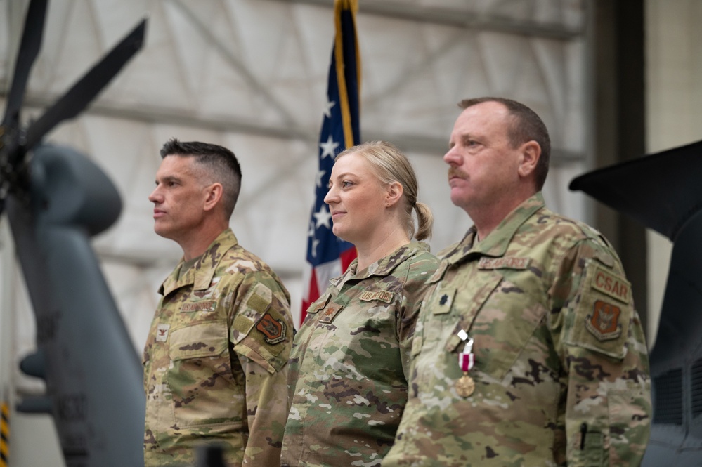 943d Mission Support Flight welcomes new commander