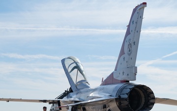 Thunderbirds visit Dyess to ensure airshow success