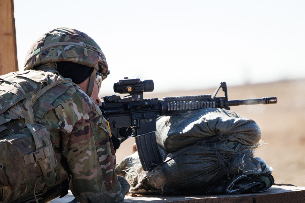 1-14 Soldiers Conduct M4 Qualification