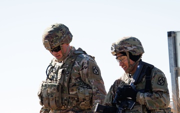 1-14 Soldiers Conduct M4 Qualification