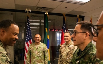 SOUTHCOM Commander Visits U.S. Army South Headquarters