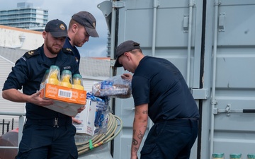 HMS Medway arrives at US Coast Guard Base Miami Beach