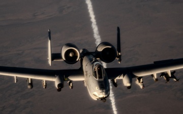 A-10s fly presence patrols over USCENTCOM