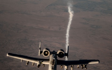 A-10s fly presence patrols over USCENTCOM