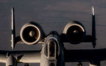 A-10s fly presence patrols over USCENTCOM