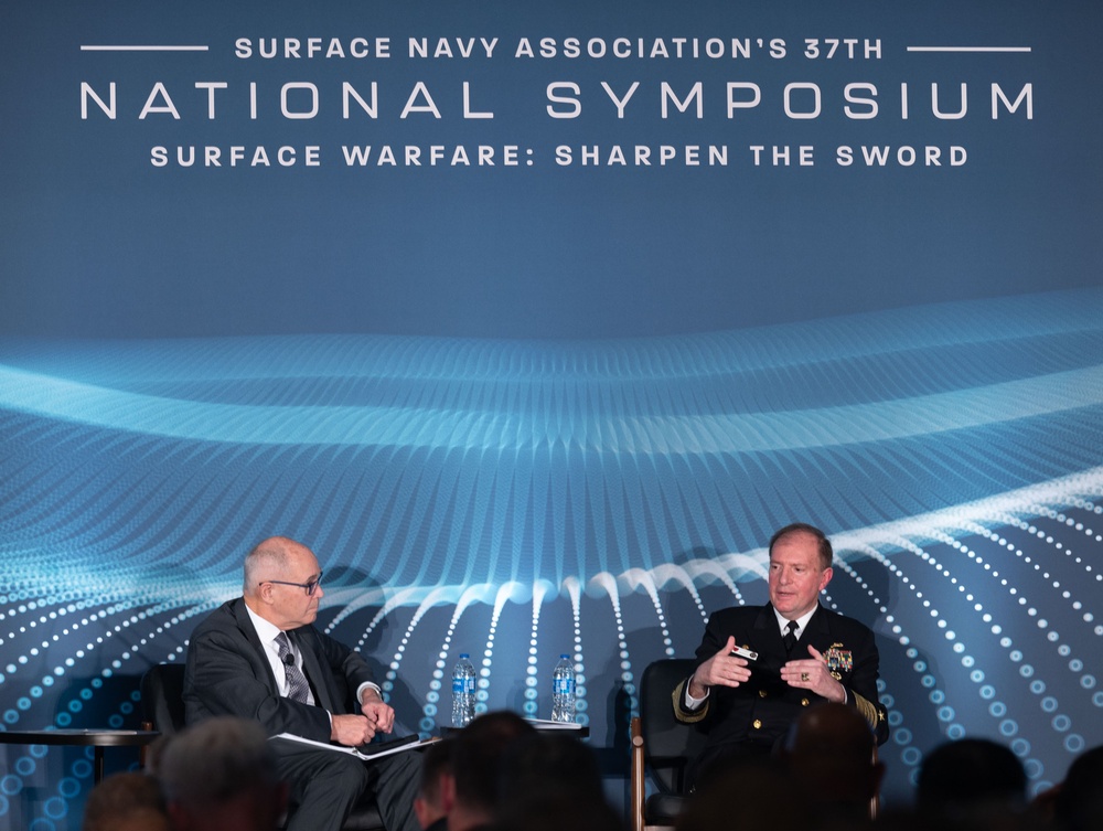 Admiral Munsch speaks at the SNA 2025