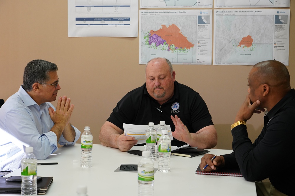 Health and Human Services Secretary Visits FEMA's Joint Field Office