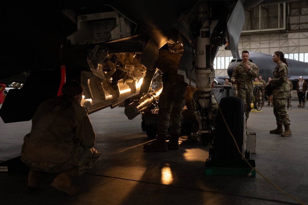 354th MXG holds 4th Quarter Load Competition