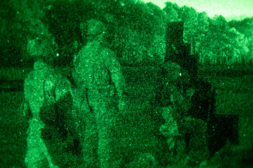 1-508th PIR conducts night weapons qualification during 1st Sgt. Funk DRE