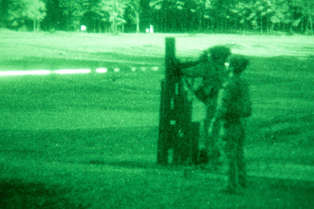 1-508th PIR conducts night weapons qualification during 1st Sgt. Funk DRE