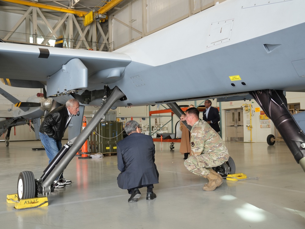 COMACC Commanders Group visits Creech AFB