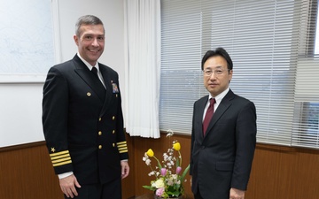 CFAO Commanding Officer Meets with Okinawa Defense Bureau Director General