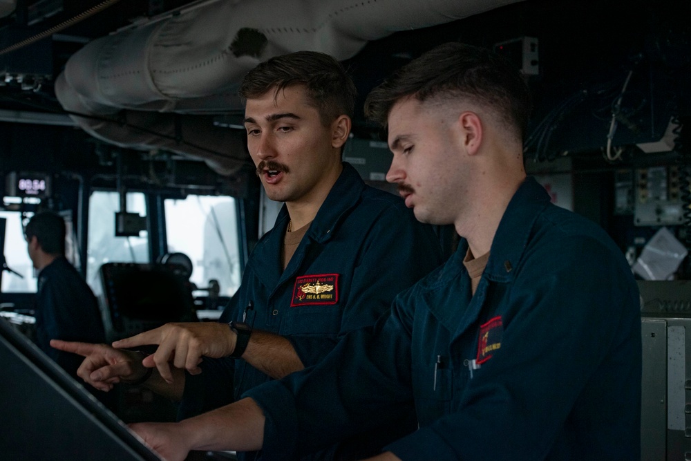 USS Sterett conducts routine operations as part of the Carl Vinson Carrier Strike Group