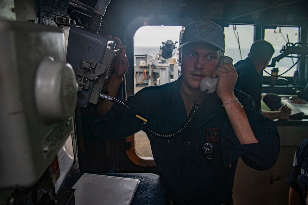 USS Sterett conducts routine operations as part of the Carl Vinson Carrier Strike Group