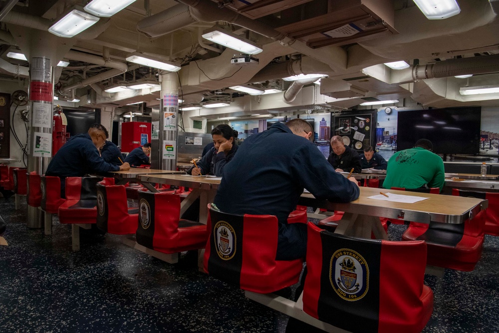 USS Sterett conducts routine operations as part of the Carl Vinson Carrier Strike Group