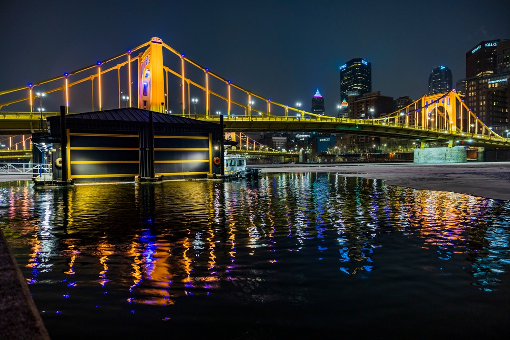 Inland navigation operations continues despite frozen Pittsburgh riverways