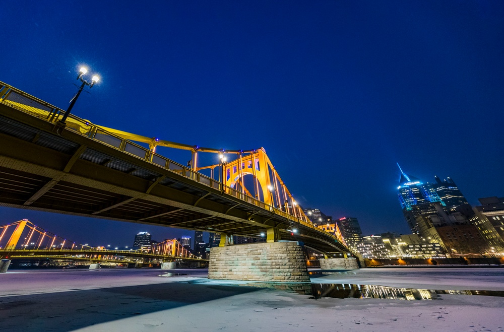 Inland navigation operations continues despite frozen Pittsburgh riverways