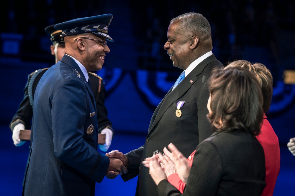 Chairman of the Joint Chiefs of Staff Hosts Armed Forces Farewell Tribute Honoring Secretary of Defense Austin