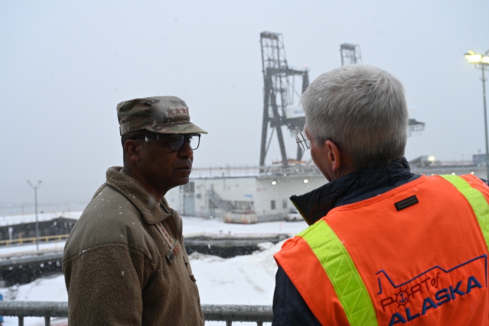 Gen. Reed visits JBER