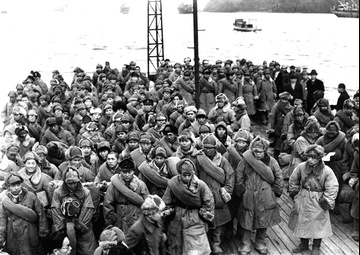 441st CIC Detachment Screens Repatriated Japanese Prisoners (JAN 1948)